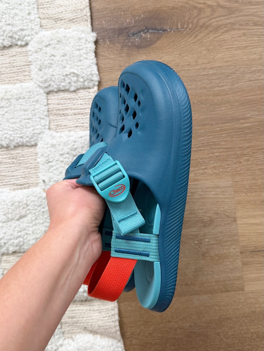 Chaco Chillos Clog in Ocean Blue - Picture 4 of 8